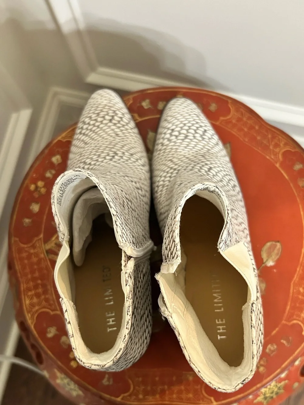 The Limited White Textured Kiki Chelsea Ankle Boots